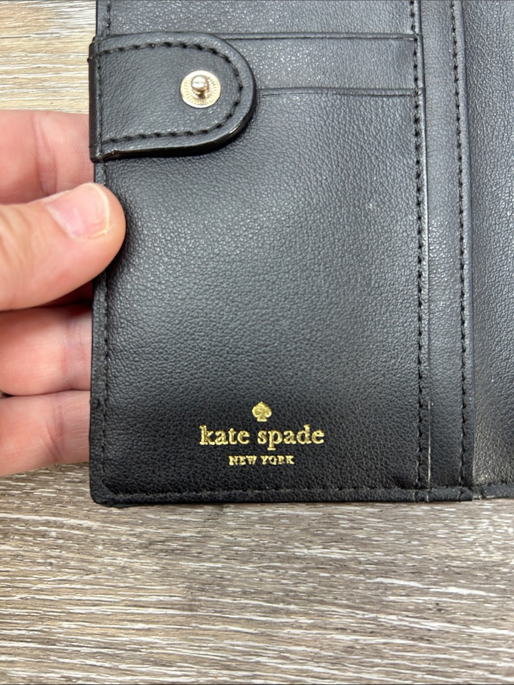 kate spade Black & Cream Graphic Dot Zip Wallet - Picture 5 of 10